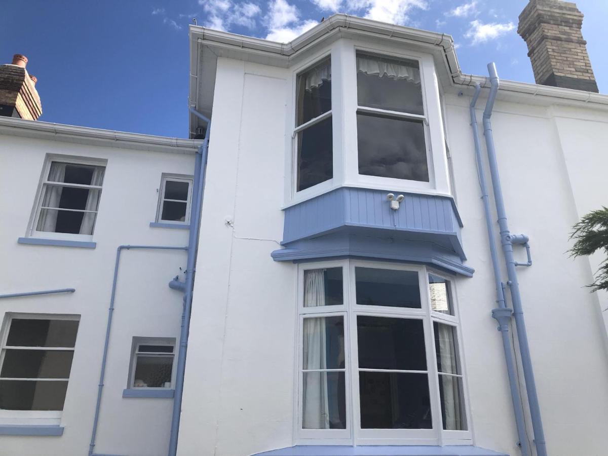 Harbour Bed & Breakfast 2*