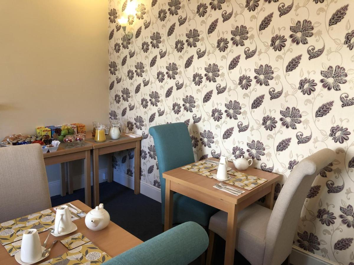 Harbour Bed & Breakfast 2*